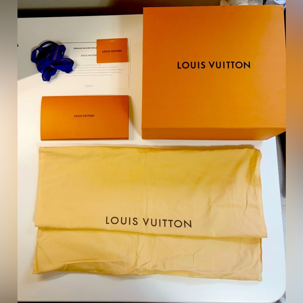 Box (11 x 11 x 6) and Dust Bag (21 x 13) Set - Louis Vuitton